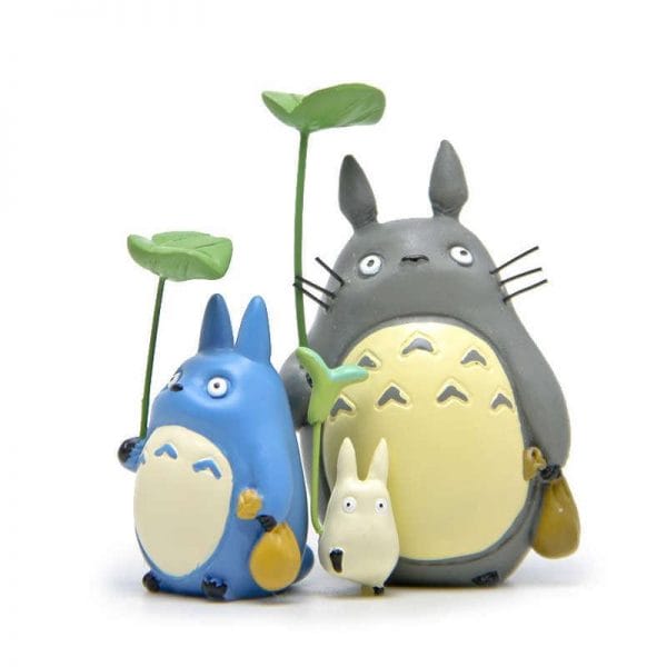 Totoro Family With Leaf Figure - ghibli.store
