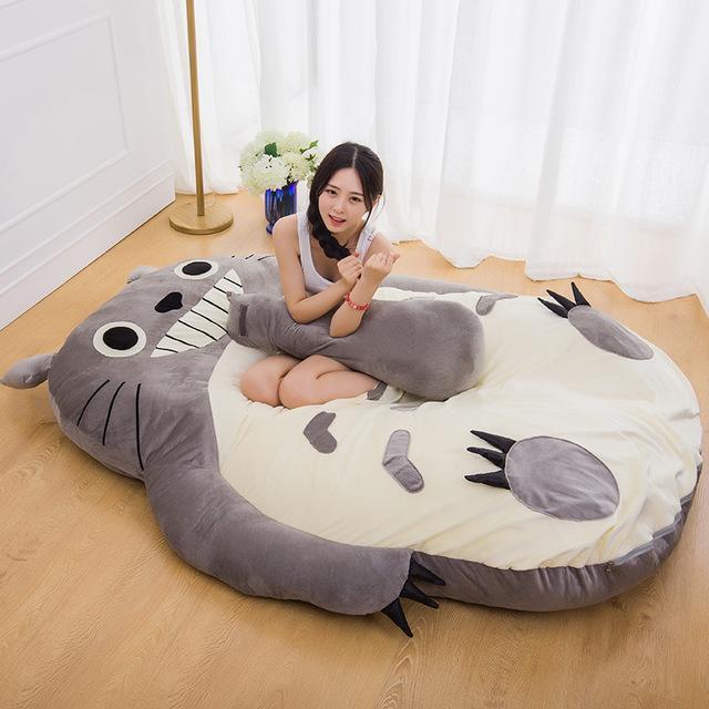 Giant best sale totoro plush