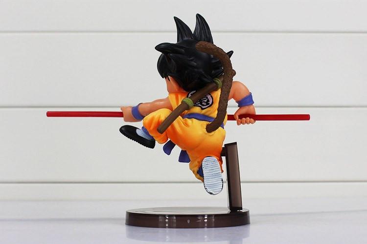 Action Figure Goku Super Saiyajin Anime Dragon Ball Z 16 CM