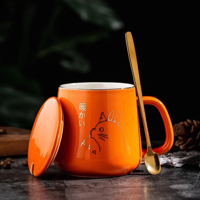 https://enez76gwp29.exactdn.com/wp-content/uploads/2022/09/400ml-New-Product-European-Style-Light-Luxury-Gold-painted-Ceramic-Coffee-Mug-with-Lid-Spoon-Water.jpg_640x640-6.jpg?strip=all&lossy=1&ssl=1